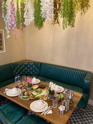 Tägliches einheimisches Frühstück (250 TRY pro Person)