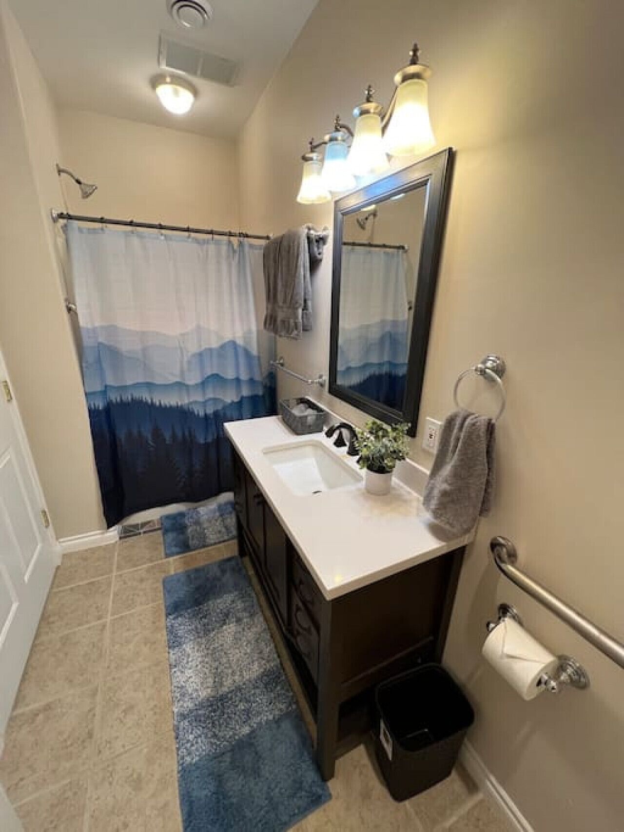 Hårtørrer, håndklæder