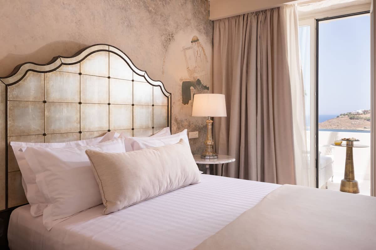 Horizon Room | 1 bedroom, premium bedding, down comforters, in-room safe
