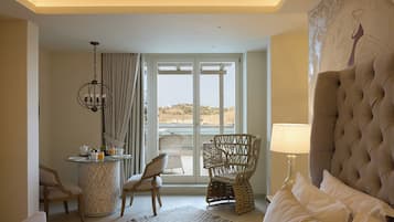 Elite Hydra Suite | Premium bedding, down duvets, in-room safe, desk