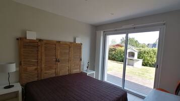 3 slaapkamers, een strijkplank/strijkijzer, gratis wifi