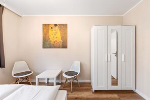3 Schlafzimmer, Bügeleisen/Bügelbrett, WLAN, Bettwäsche
