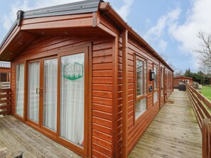 คอทเทจ | บริเวณภายนอก