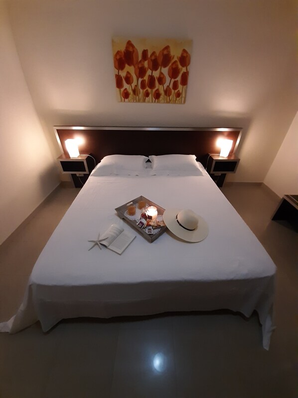 1 Schlafzimmer, Zimmersafe, Schreibtisch, kostenloses WLAN