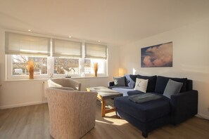 TV, stereo - The Roseneck house is located in the so-called red settlement (Hörnum auf Sylt)