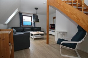 تلفزيون، مشغل دي في دي، ستيريو