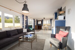 Fernseher, Stereoanlage