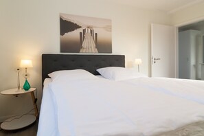 2 bedrooms, free WiFi - Directly on the beach with a view of the sea (Hörnum auf Sylt)