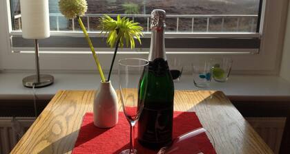 Diese gemütliche 2-Raum-Wohnung befindet sich in unmittelbarer Nähe...