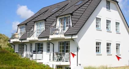 Comfortable and generously proportioned 3-room apartment