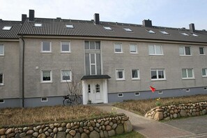 Exterior - A feel-good apartment that is ideal for 4 people. (Hörnum auf Sylt)