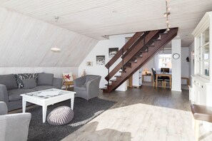 Fernseher, Stereoanlage