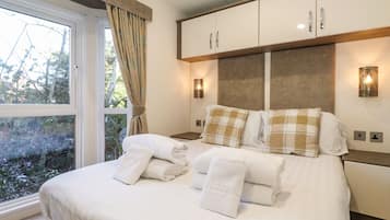 2 habitaciones, decoración personalizada y muebles diferentes