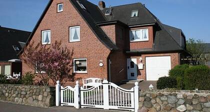 The 2-room apartment is about 22 square meters and for a maximum of 3 people