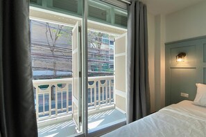 Standardværelse med 2 enkeltsenge | Pengeskab på værelset, skrivebord, gratis Wi-Fi, sengetøj