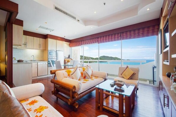 Interior - Patong Tower Beach Apartment By Seesea (Patong)