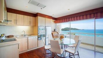 Apartment, Sea View | Private kitchen | Fridge, microwave, electric kettle