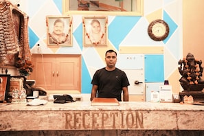 Reception - Hotel Le Sancy (New Delhi)
