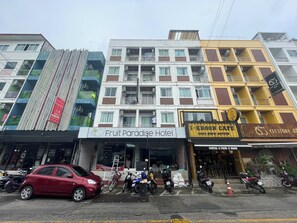 واجهة المنشأة