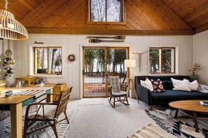 Smart TV, servicios de streaming y oficina 