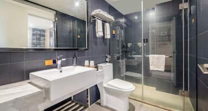 Yeste Hotel (Tianyang)