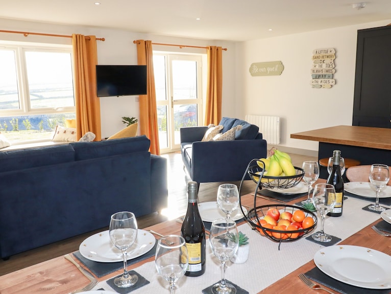 Bimbling Cottage, Pet Friendly, With Hot Tub In Illogan - Porthtowan