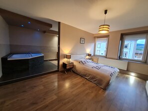 2 chambres, Wi-Fi gratuit, draps fournis