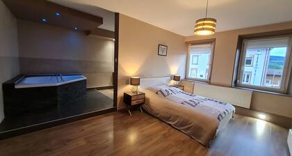 Modernes, helles Apartment in Frapelle, gut ausgestattet, in der Nähe von Sehenswürdigkeiten und Skigebieten