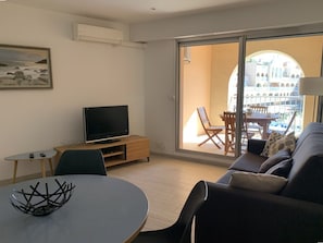Fernseher