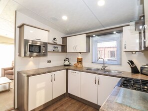 Fridge, dishwasher, electric kettle, toaster - Canis (Morpeth)