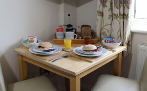 Free daily continental breakfast