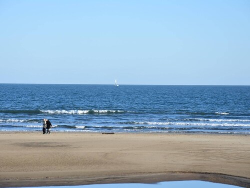 Charmant pavillon 6 couchages à 100m de la plage avec terrasse - Gruissan