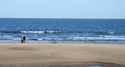 Charmant pavillon 6 couchages Ă 100m de la plage avec terrasse - Gruissan