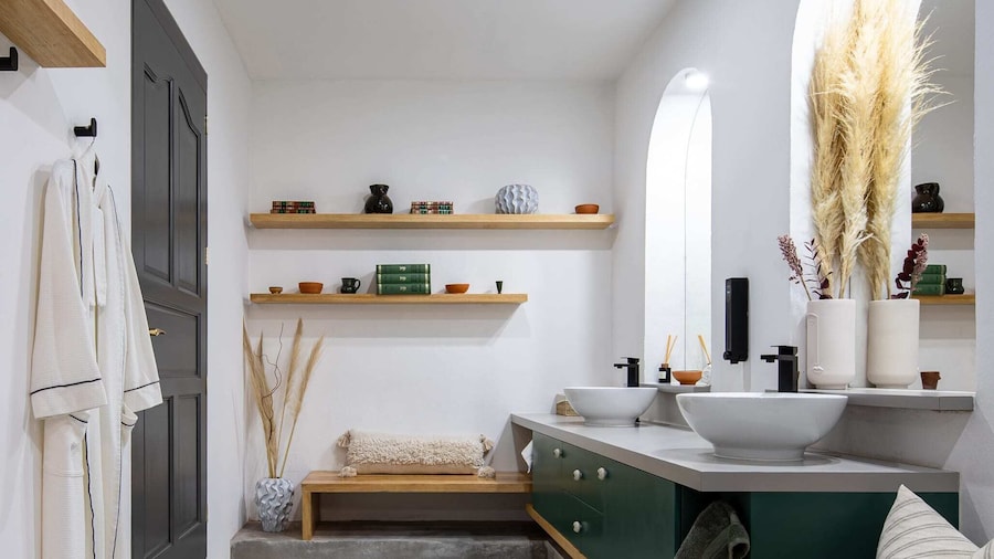 Sleeps 9 Outdoor Space PingPong Table