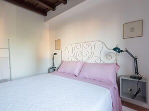 1 bedroom, internet