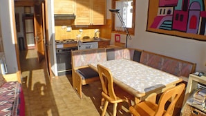 Dining - Quiet apartment in Samoëns, 2 bedrooms, pets allowed (Samoëns)