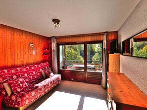TV - Cozy studio for 4 with balcony, peaceful and near slopes (Le Grand-Bornand)