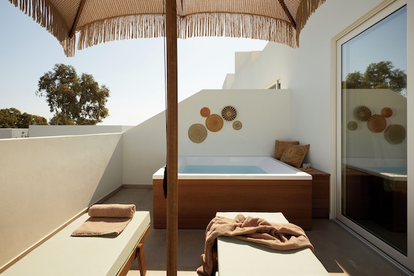 Junior Suite with openair Whirlpool | Terrace/patio