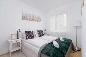 1 bedroom, desk, iron/ironing board, WiFi