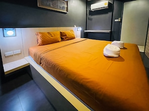 Habitación doble, baño compartido | Ropa de cama hipoalergénica, camas con efecto memoria y ropa de cama 