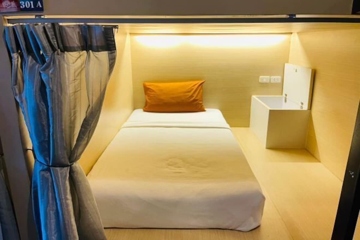 Allergikerbettwaren, Betten mit Memory-Foam-Matratzen, Bettwäsche
