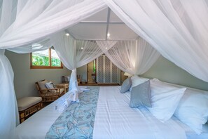 Premium bedding, memory-foam beds, in-room safe, desk - Villa Litera Canggu Bali  (Canggu)