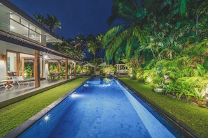 Outdoor pool - Villa Litera Canggu Bali  (Canggu)