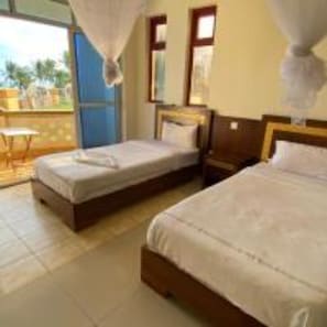 Standard Apartment, 3 Bedrooms, Private Bathroom