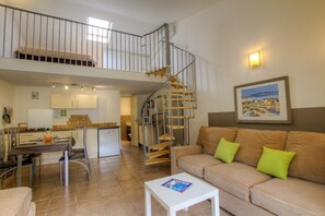 Télévision, table de tennis de table