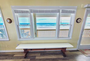 Interior - Dolphins Delight – Breezy Beachfront Fun (Surf City)