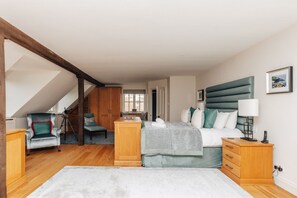 7 habitaciones, escritorio, tabla de planchar con plancha y wifi gratis 