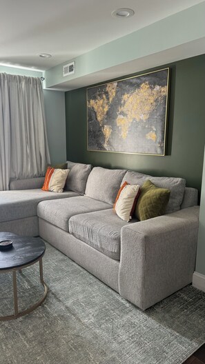 Téléviseur connecté, foyer