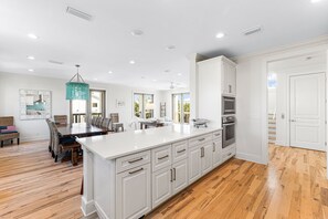 獨棟房屋, 多間臥室 | 私人廚房 | 電冰箱、烤箱、咖啡機/沖茶器、烤麵包機