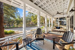 Property grounds - Golf Cart + Close To Camp Watercolor Lazy River! 4 Bedroom Home by RedAwning (Santa Rosa Beach)